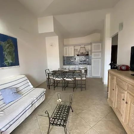 Casa Vacanze Lu Fraili Tatil Evi *